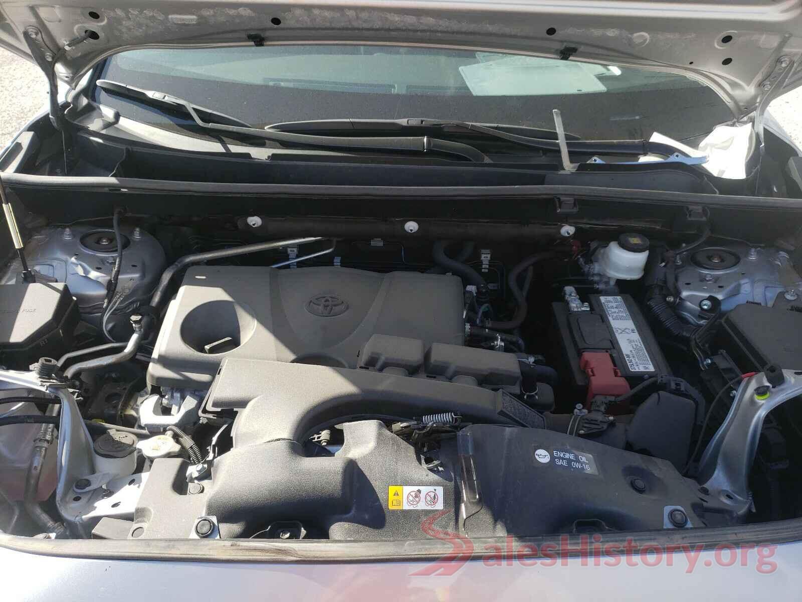 2T3H1RFV3KW036982 2019 TOYOTA RAV4