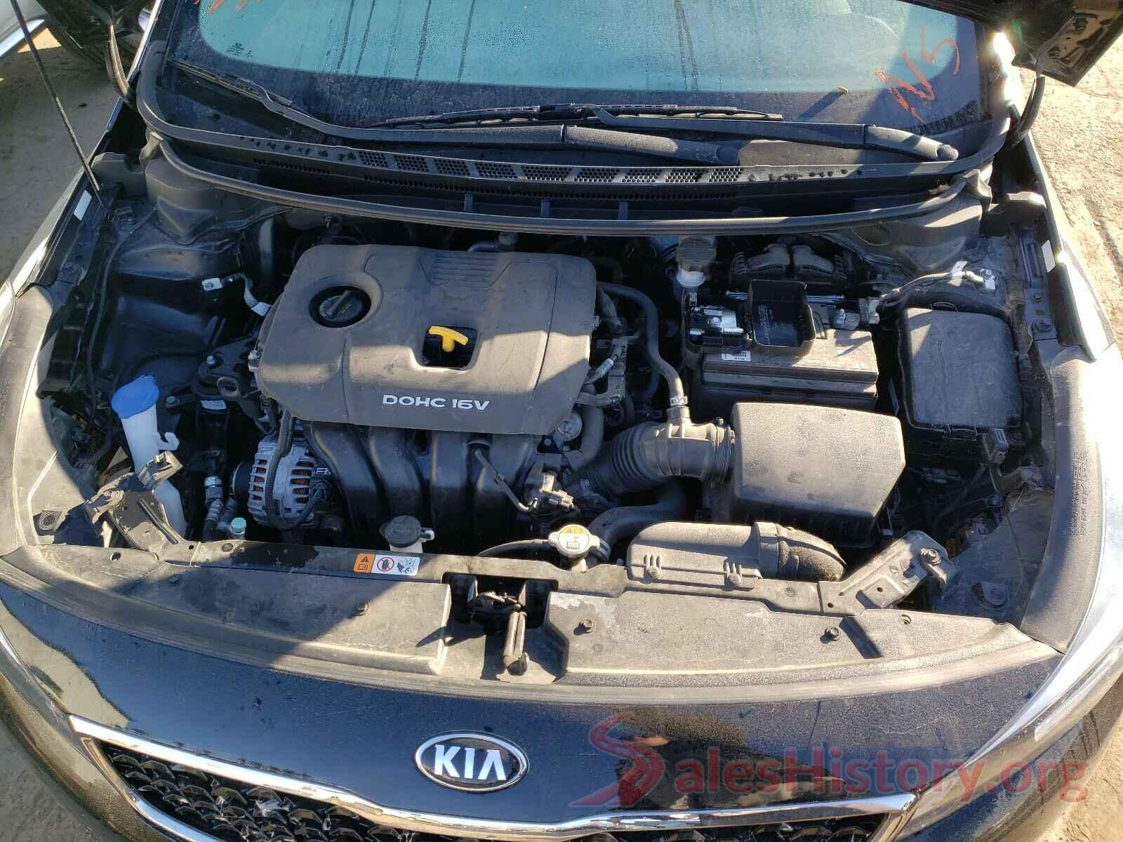 3KPFK4A75JE240130 2018 KIA FORTE