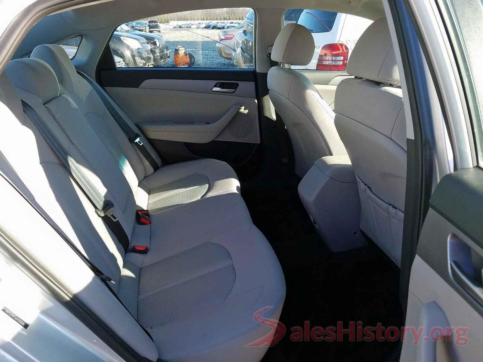 5NPE24AF5JH703026 2018 HYUNDAI SONATA