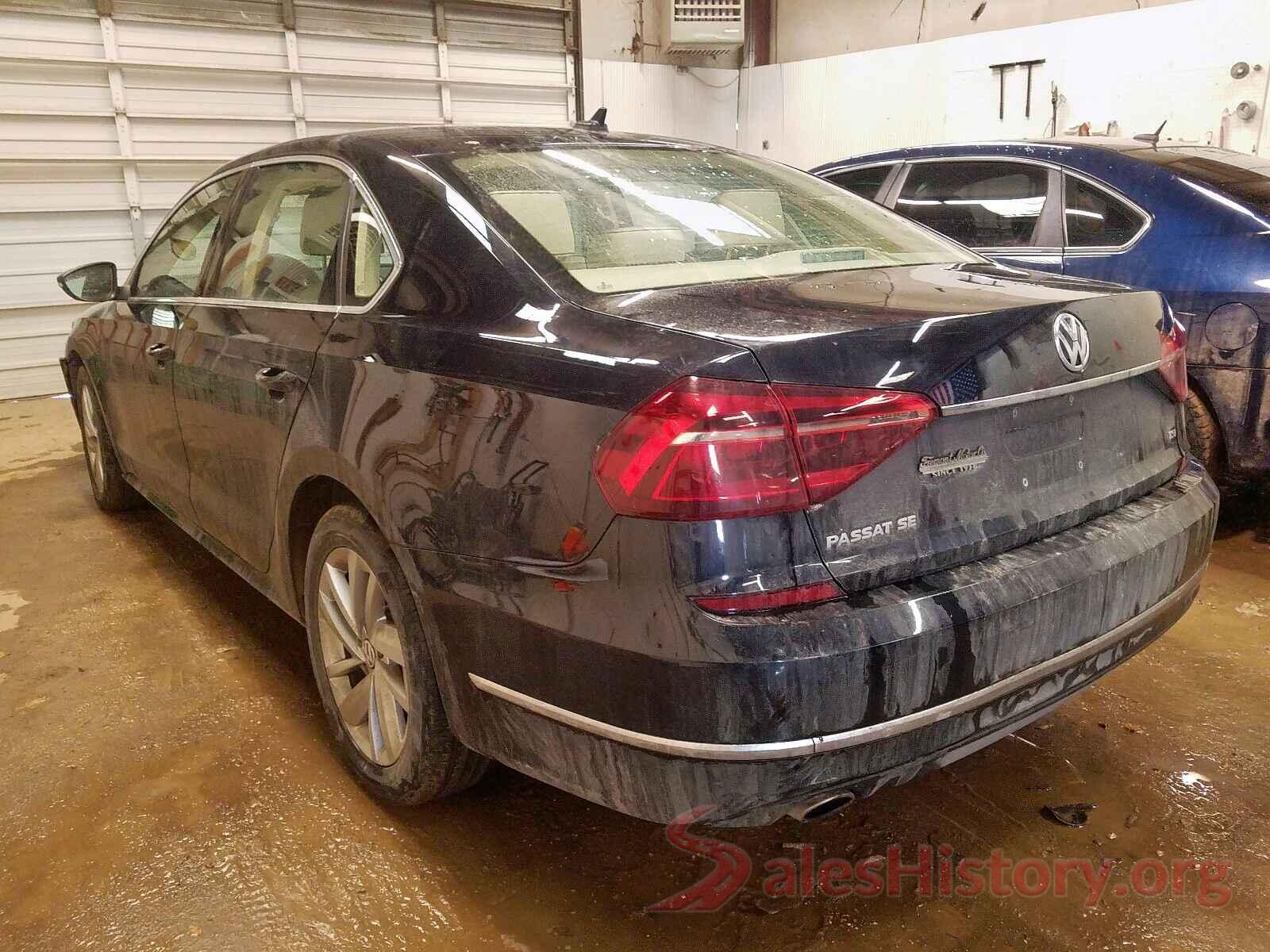 1VWBA7A33JC021820 2018 VOLKSWAGEN PASSAT