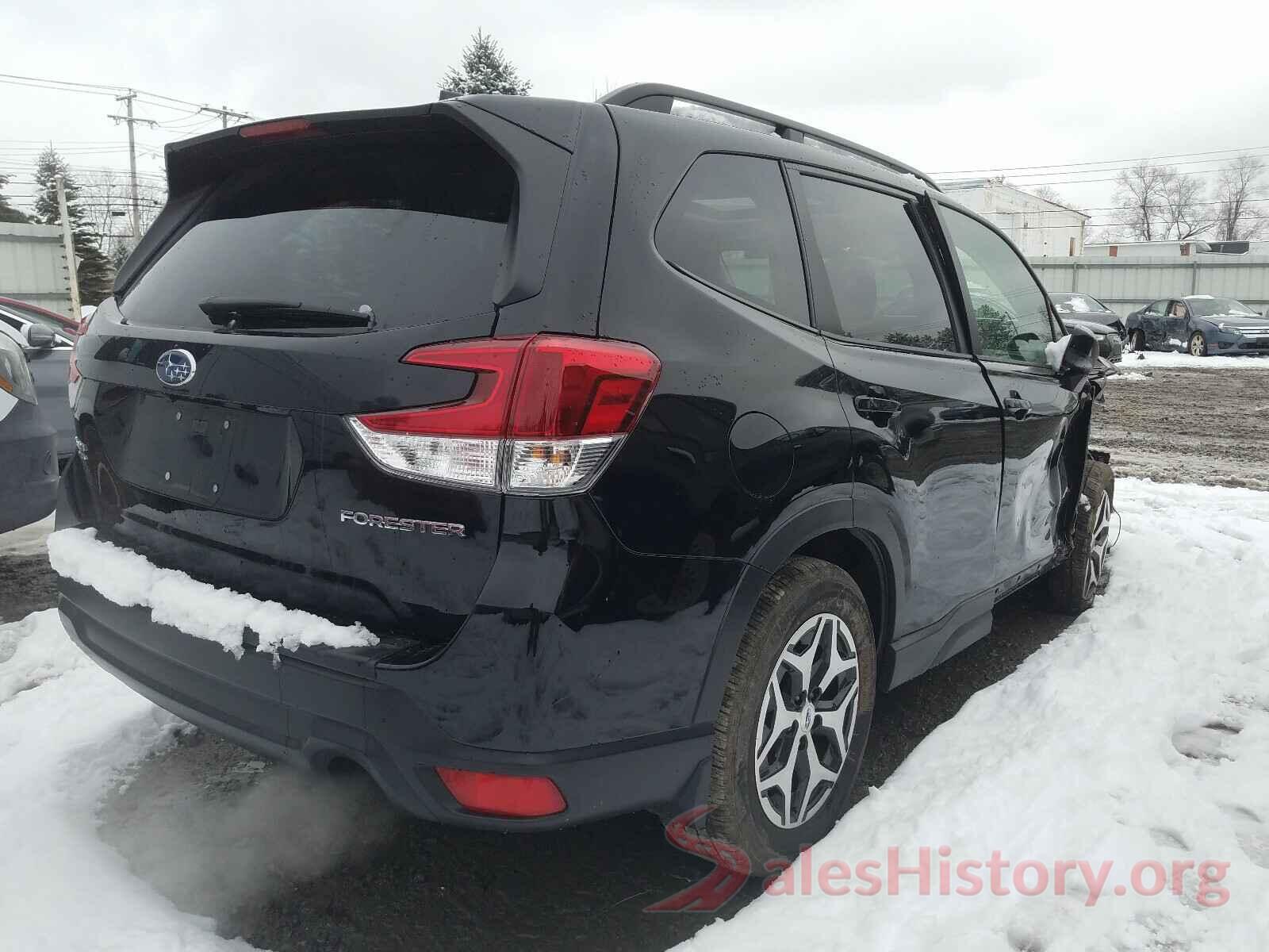 JF2SKAEC4KH587854 2019 SUBARU FORESTER