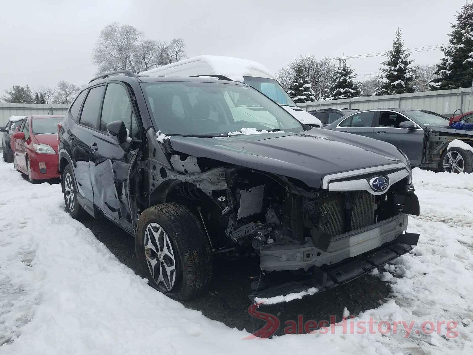 JF2SKAEC4KH587854 2019 SUBARU FORESTER