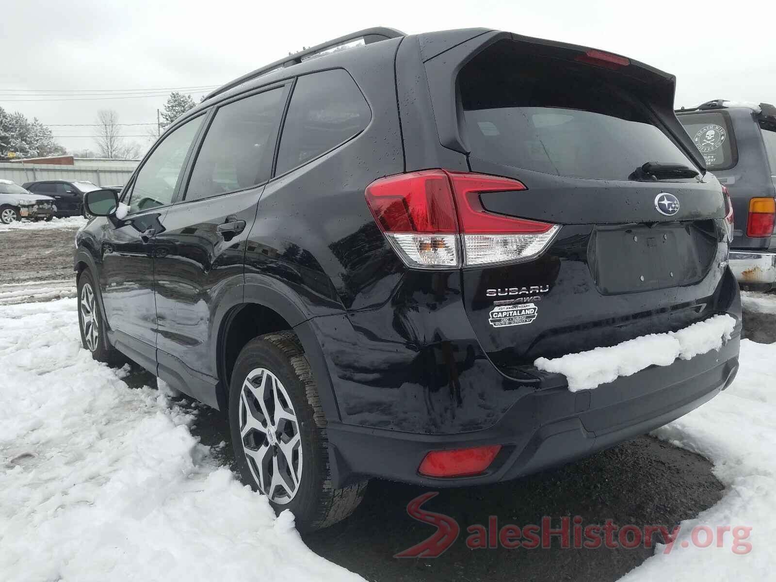 JF2SKAEC4KH587854 2019 SUBARU FORESTER