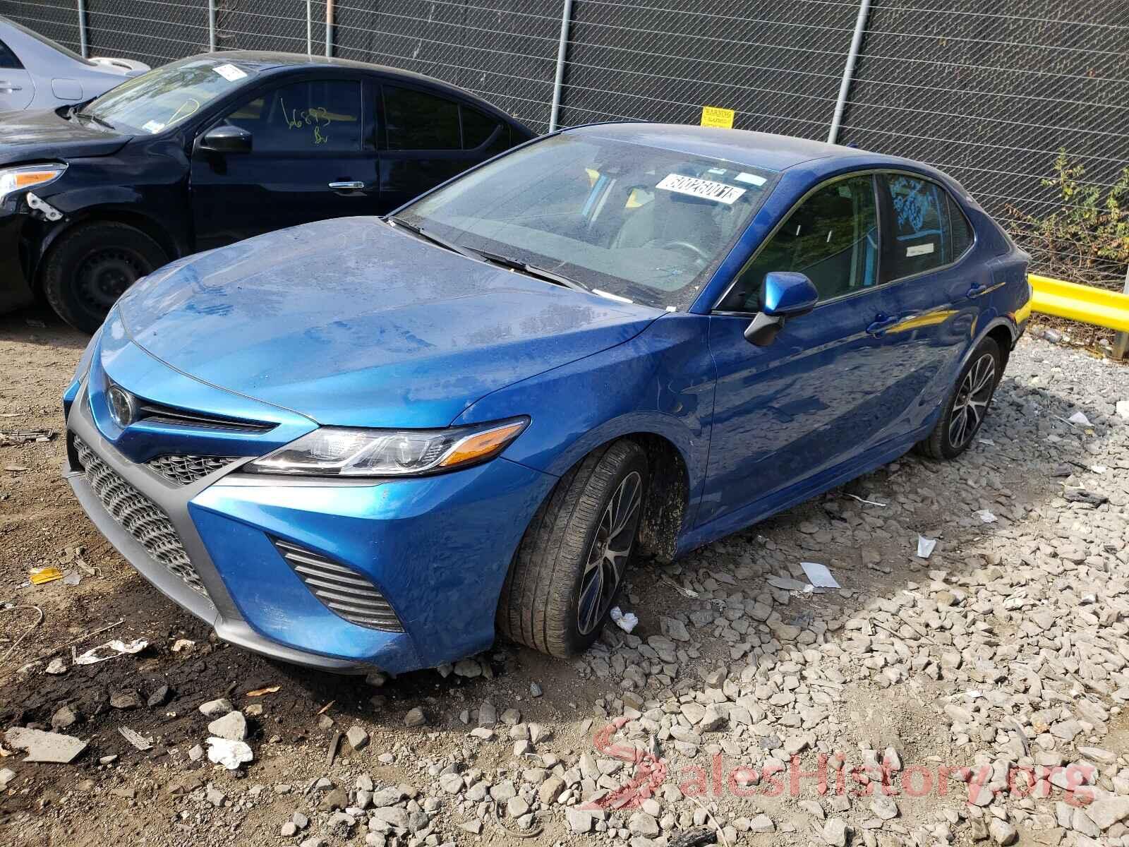 4T1G11AK2LU389623 2020 TOYOTA CAMRY