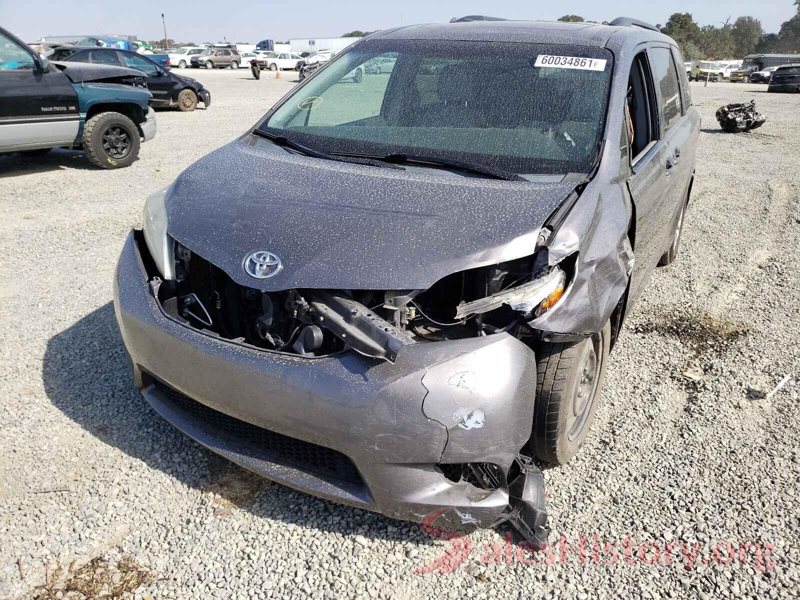 5TDYK3DC8GS692129 2016 TOYOTA SIENNA