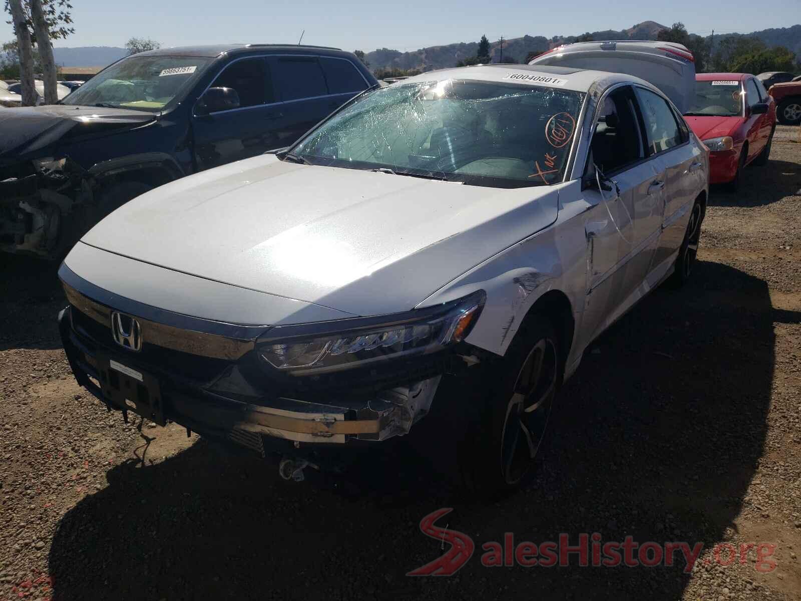 1HGCV2E39JA029894 2018 HONDA ACCORD