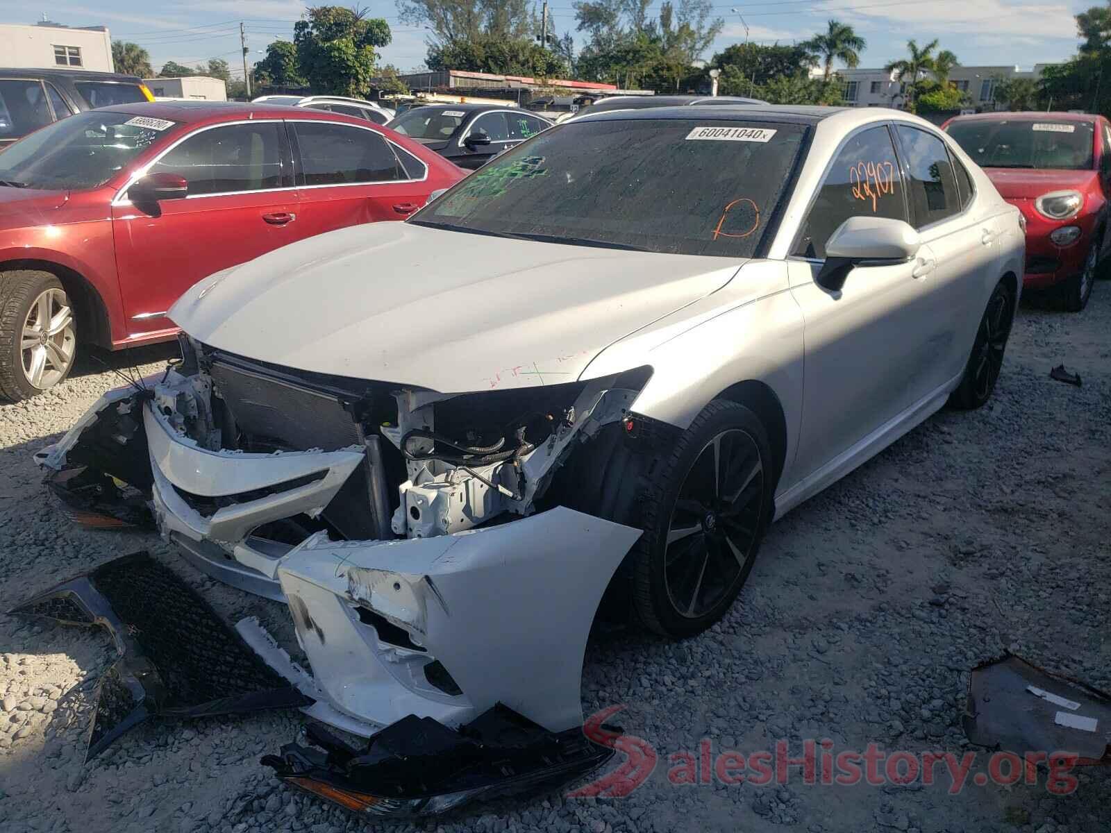 4T1B61HK1JU653641 2018 TOYOTA CAMRY