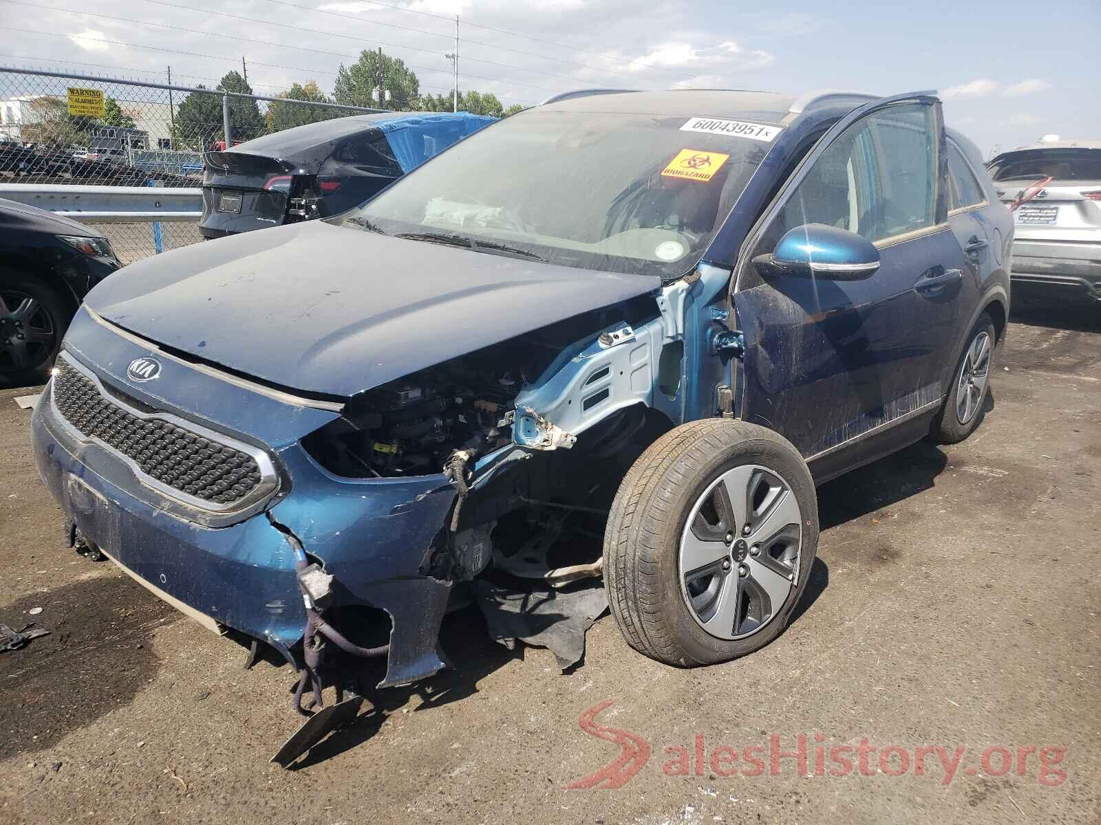 KNDCE3LC2K5329942 2019 KIA NIRO