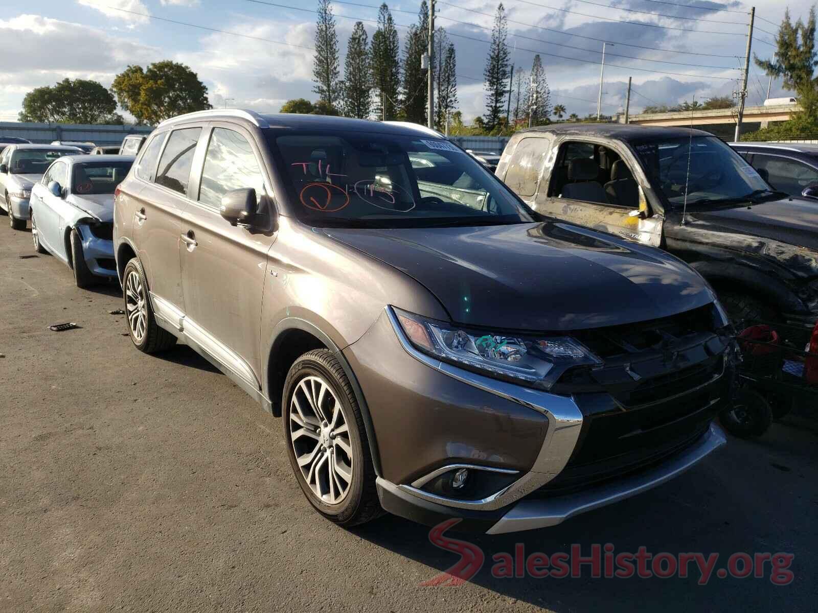 JA4JZ4AX3JZ053909 2018 MITSUBISHI OUTLANDER