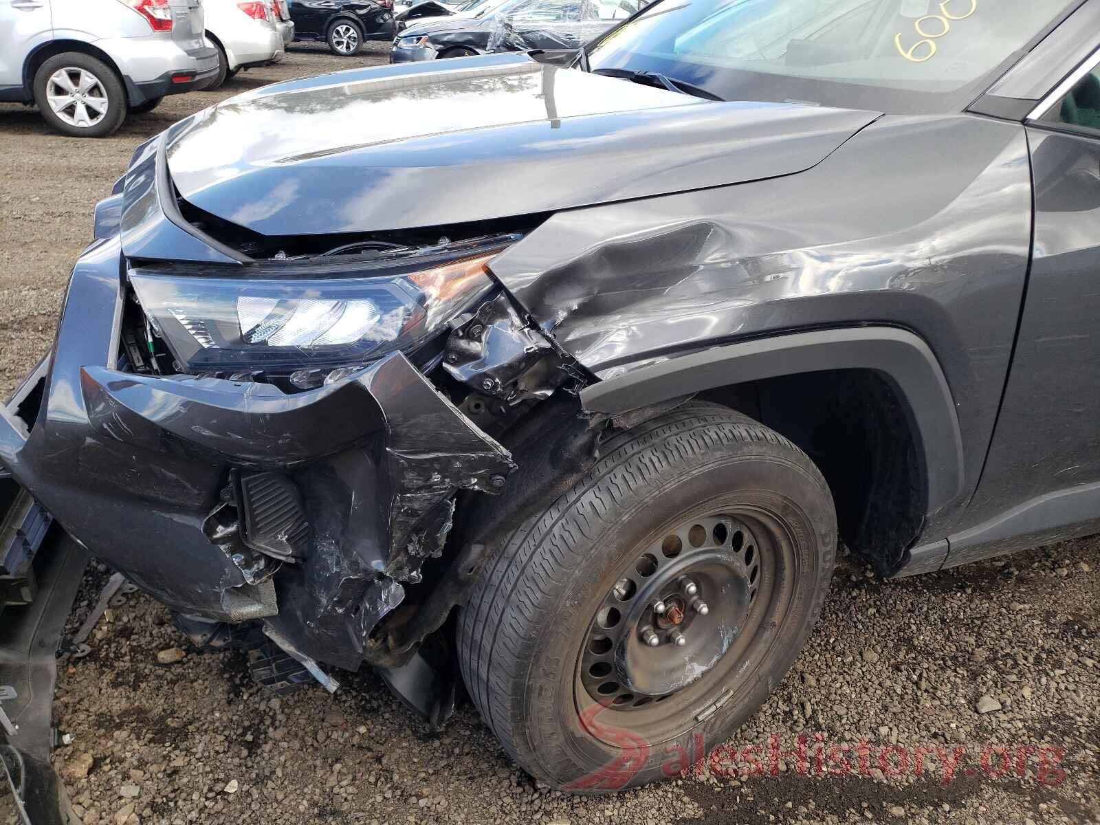 2T3F1RFV1KW044957 2019 TOYOTA RAV4