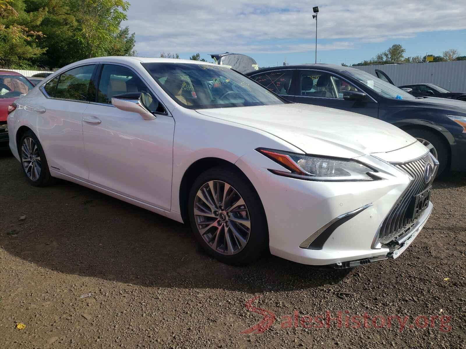 58ADA1C12MU008287 2021 LEXUS ES300