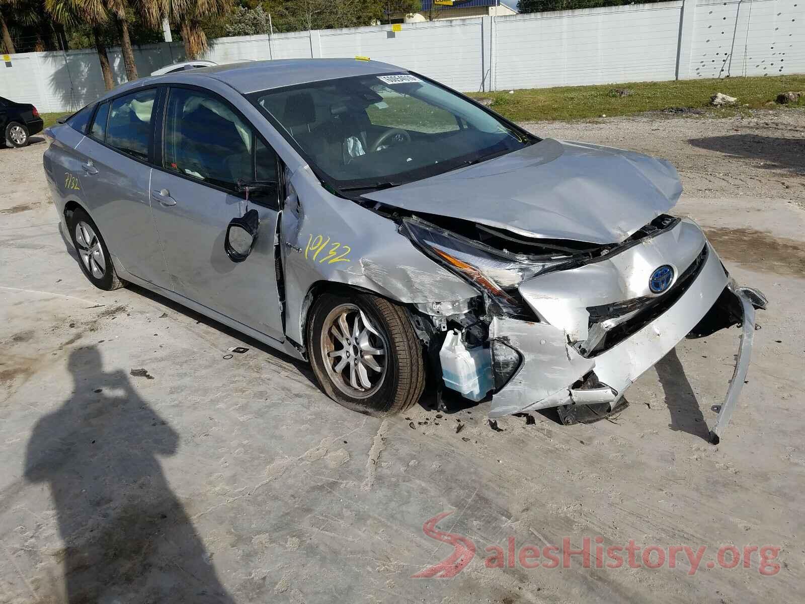 JTDKBRFUXJ3595165 2018 TOYOTA PRIUS