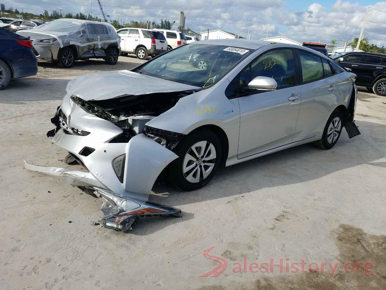 JTDKBRFUXJ3595165 2018 TOYOTA PRIUS