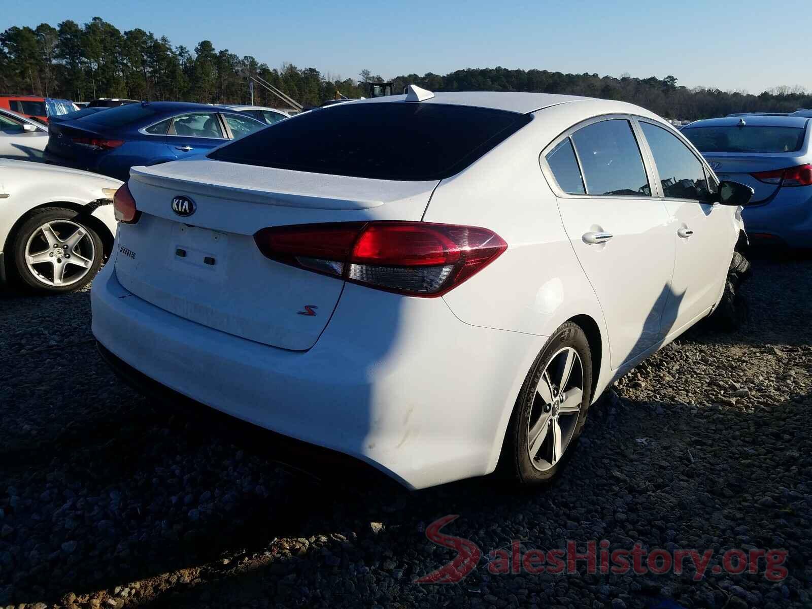 3KPFL4A70JE266549 2018 KIA FORTE