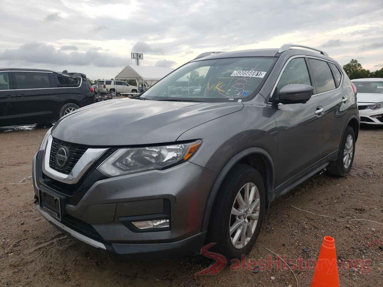 KNMAT2MV4JP589737 2018 NISSAN ROGUE