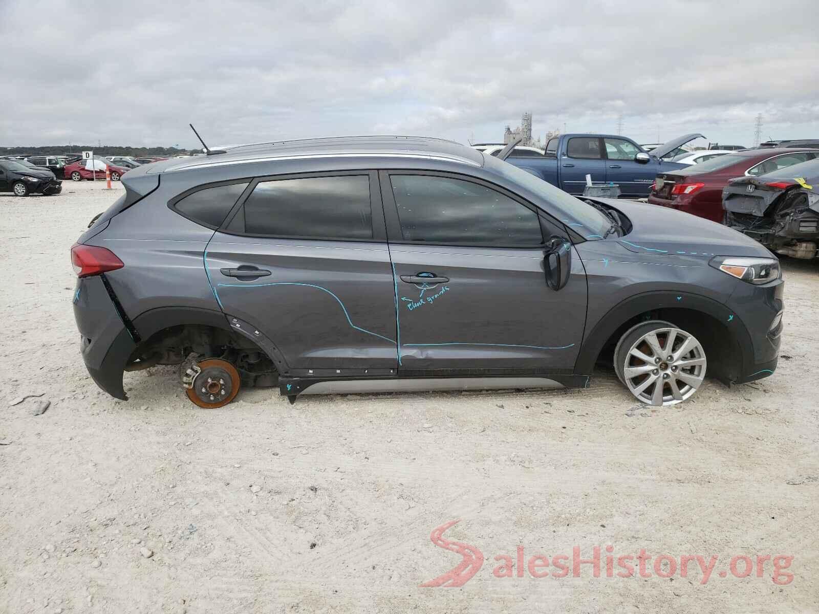 KM8J33A4XHU486363 2017 HYUNDAI TUCSON