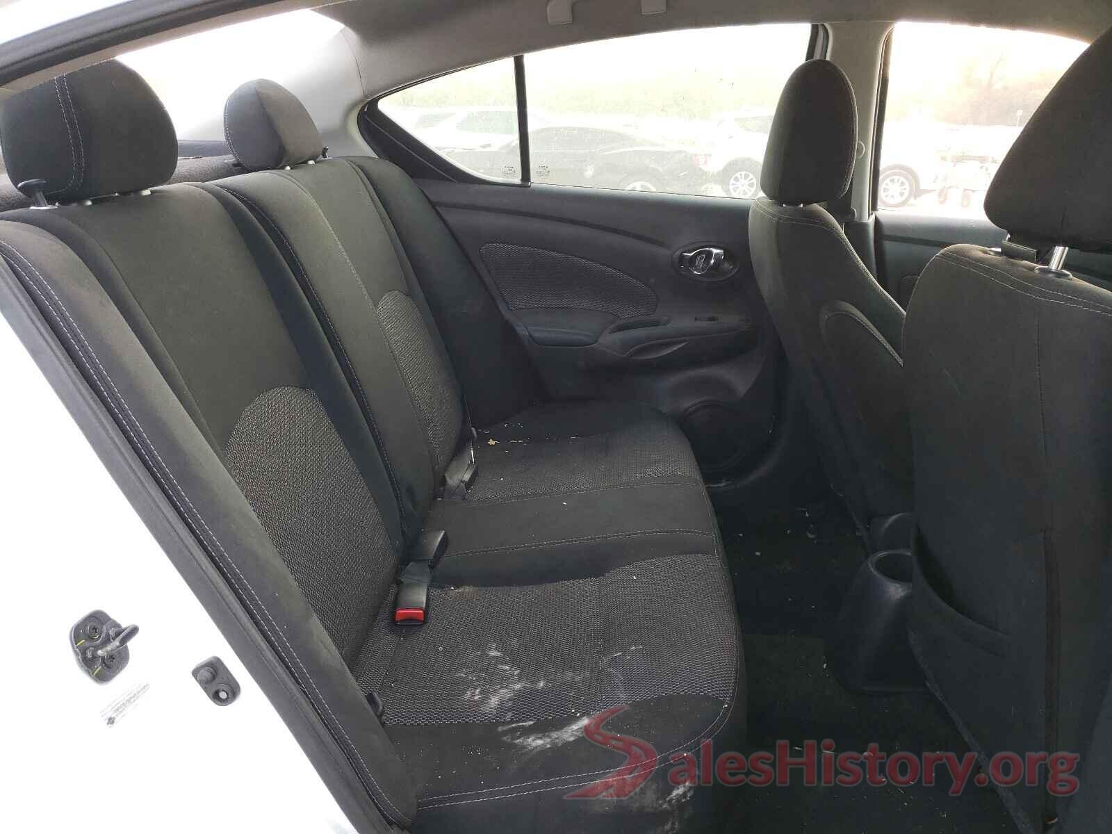 3N1CN7AP5KL861959 2019 NISSAN VERSA