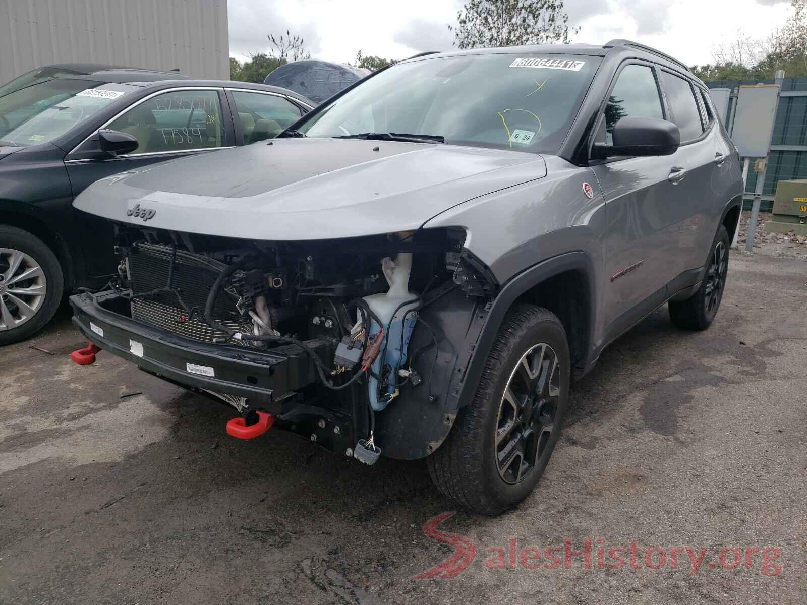 3C4NJDDBXKT759864 2019 JEEP COMPASS