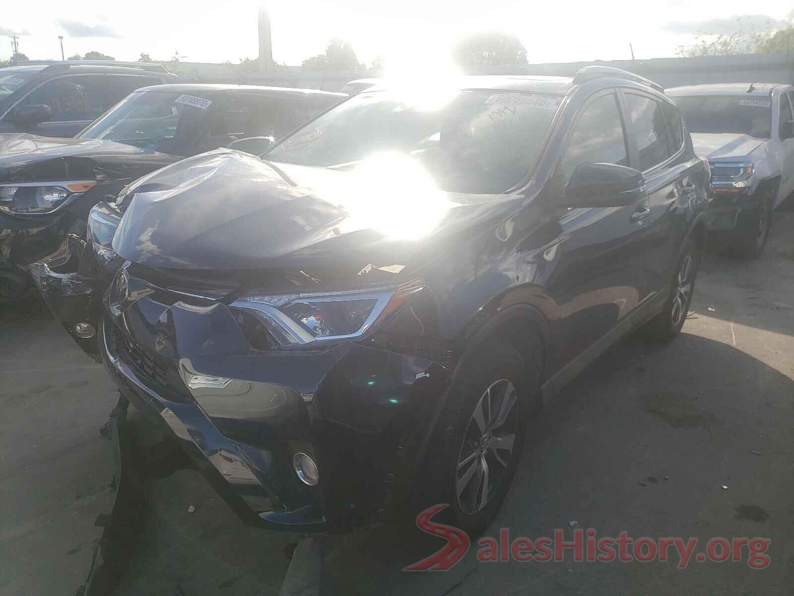 JTMWFREV2JJ205946 2018 TOYOTA RAV4