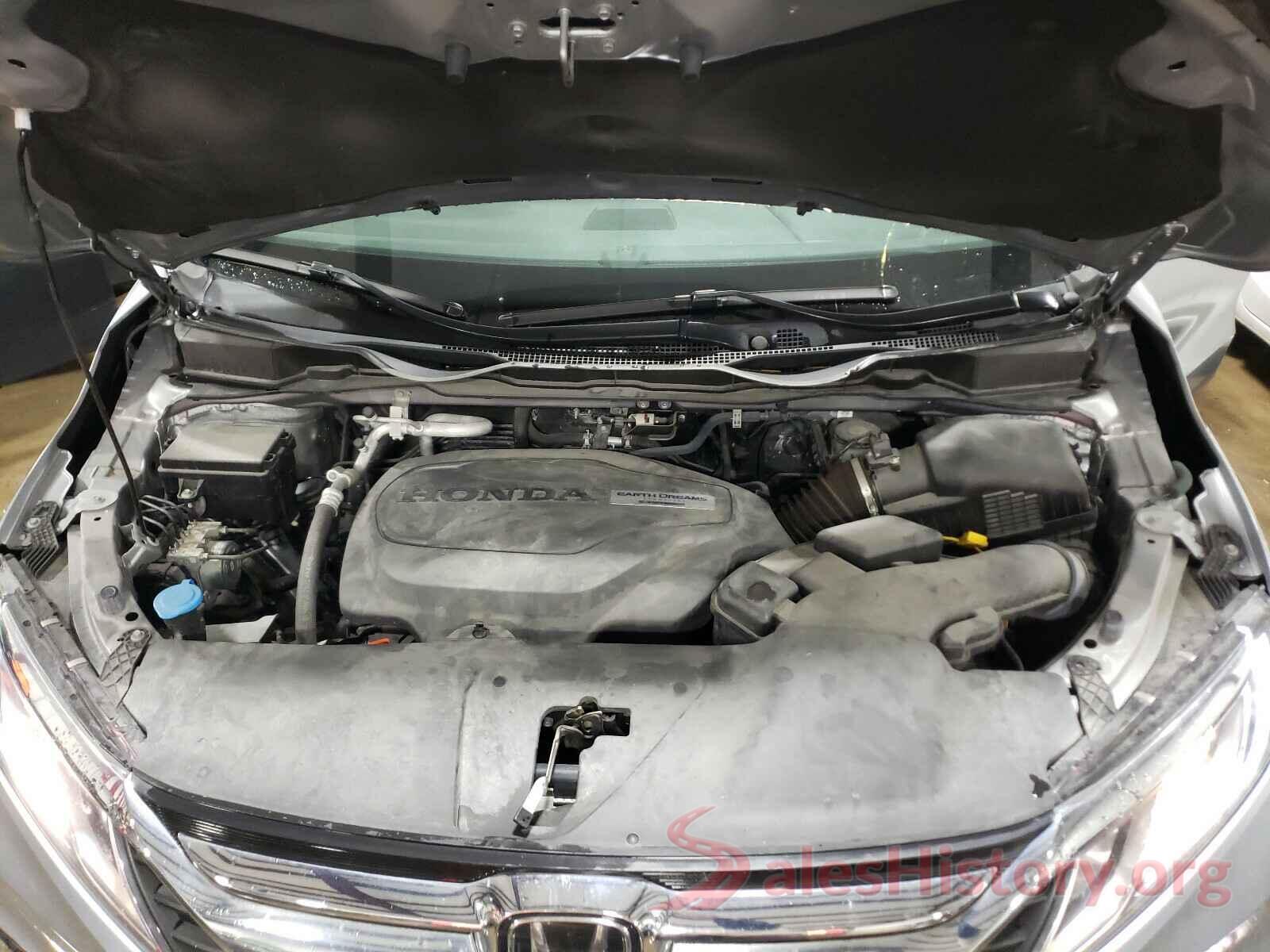 5FNRL6H79JB077892 2018 HONDA ODYSSEY