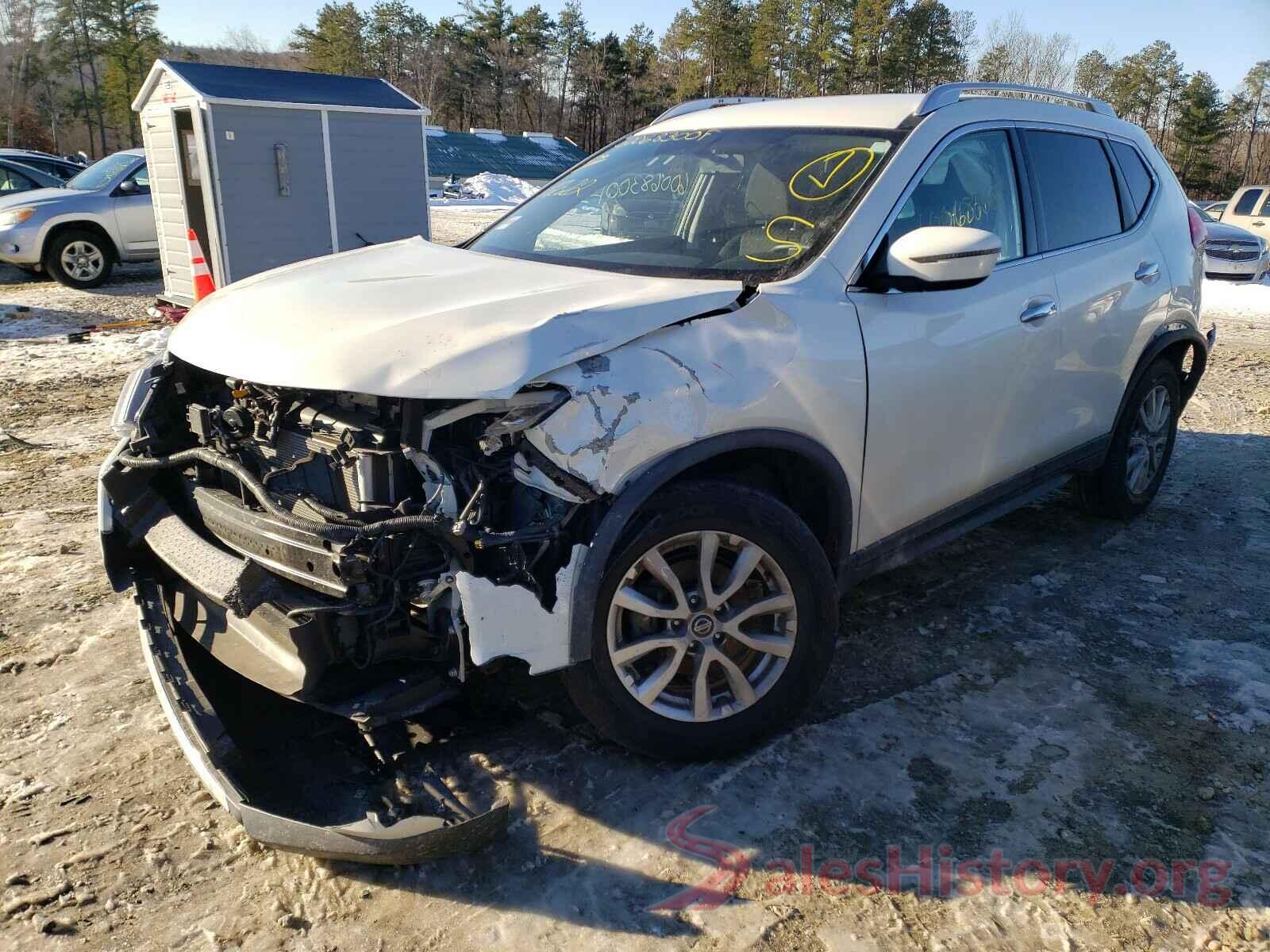 KNMAT2MV4JP608481 2018 NISSAN ROGUE