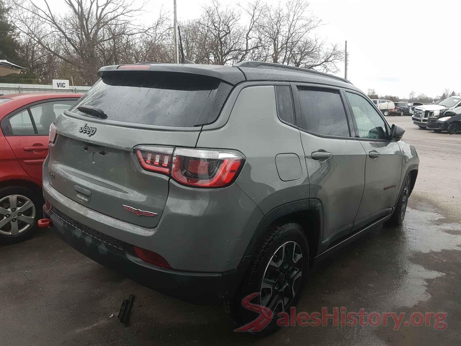 3C4NJDDB0KT661703 2019 JEEP COMPASS