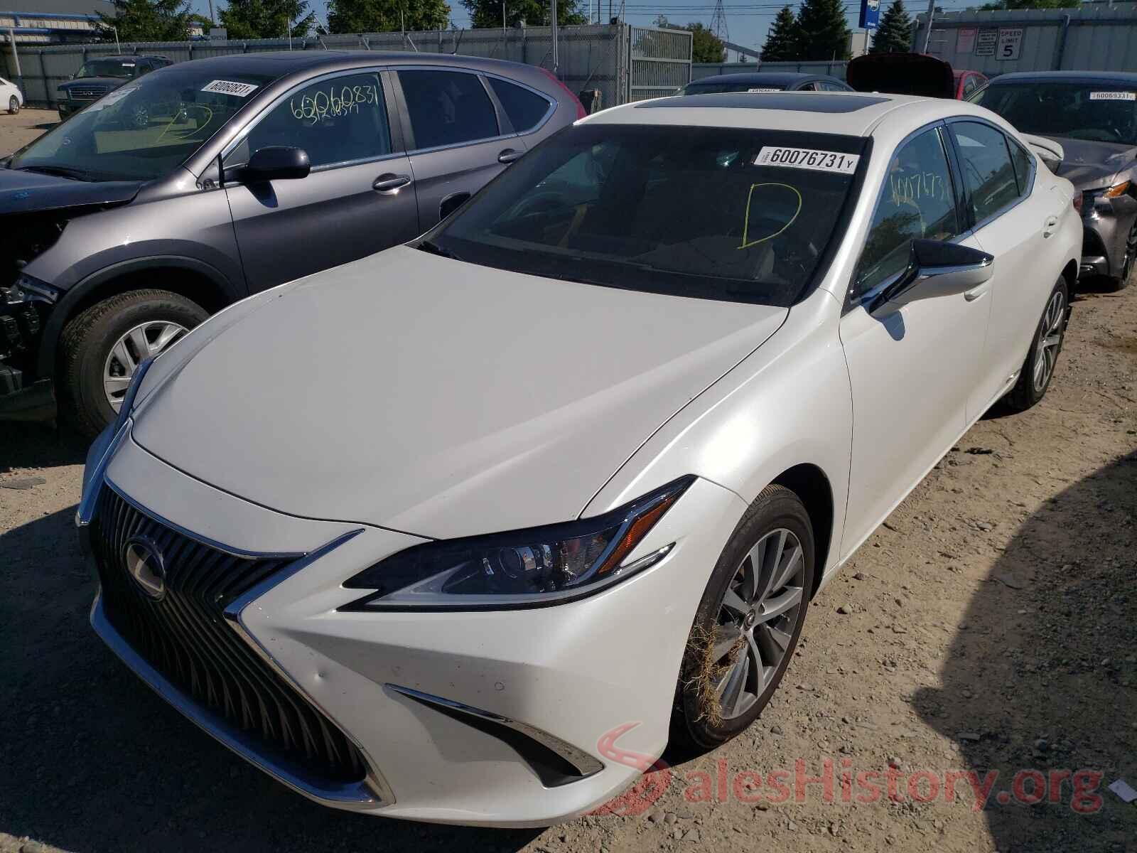 58AD21B1XLU010236 2020 LEXUS ES300