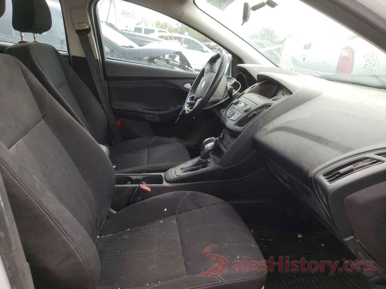 1FADP3F26JL303104 2018 FORD FOCUS