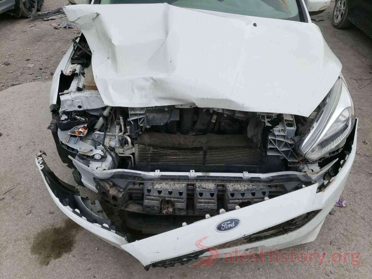 1FADP3F26JL303104 2018 FORD FOCUS