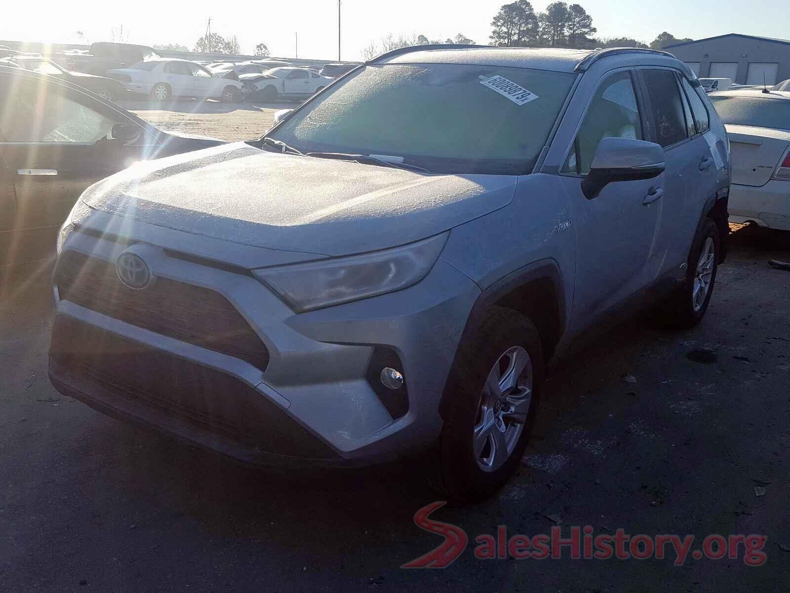 JTMRWRFV7KD501573 2019 TOYOTA RAV4