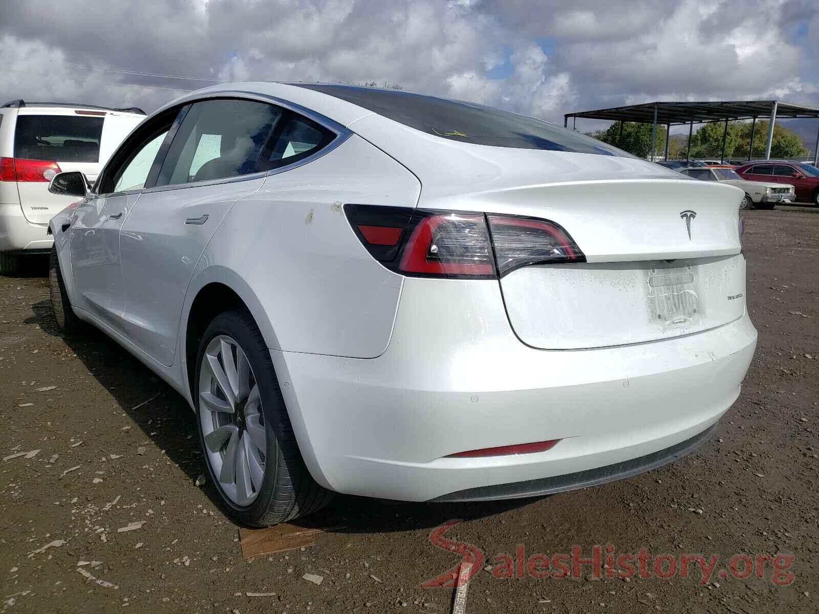 5YJ3E1EB2JF067555 2018 TESLA MODEL 3