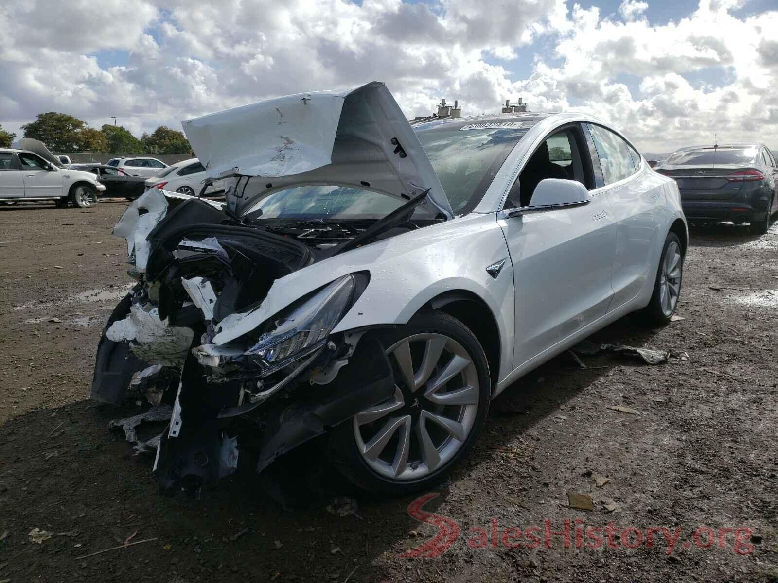 5YJ3E1EB2JF067555 2018 TESLA MODEL 3