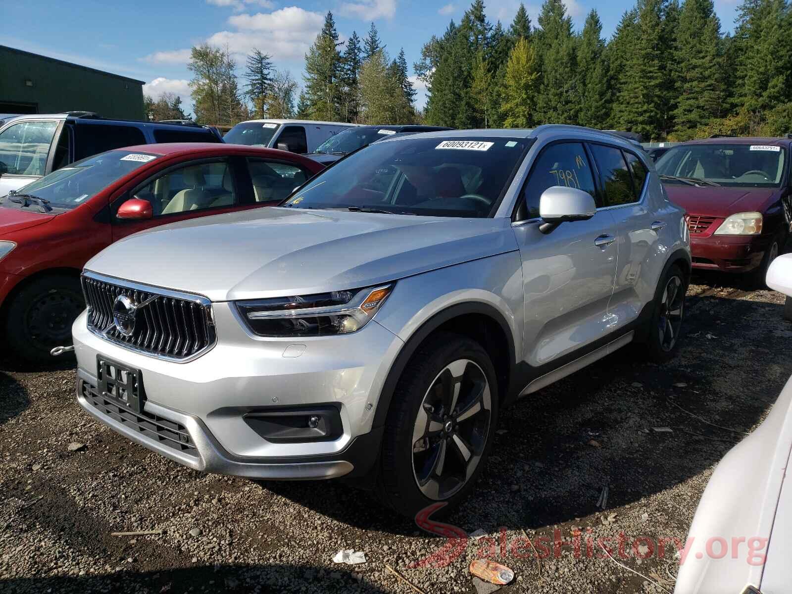 YV4162UL7K2105366 2019 VOLVO XC40