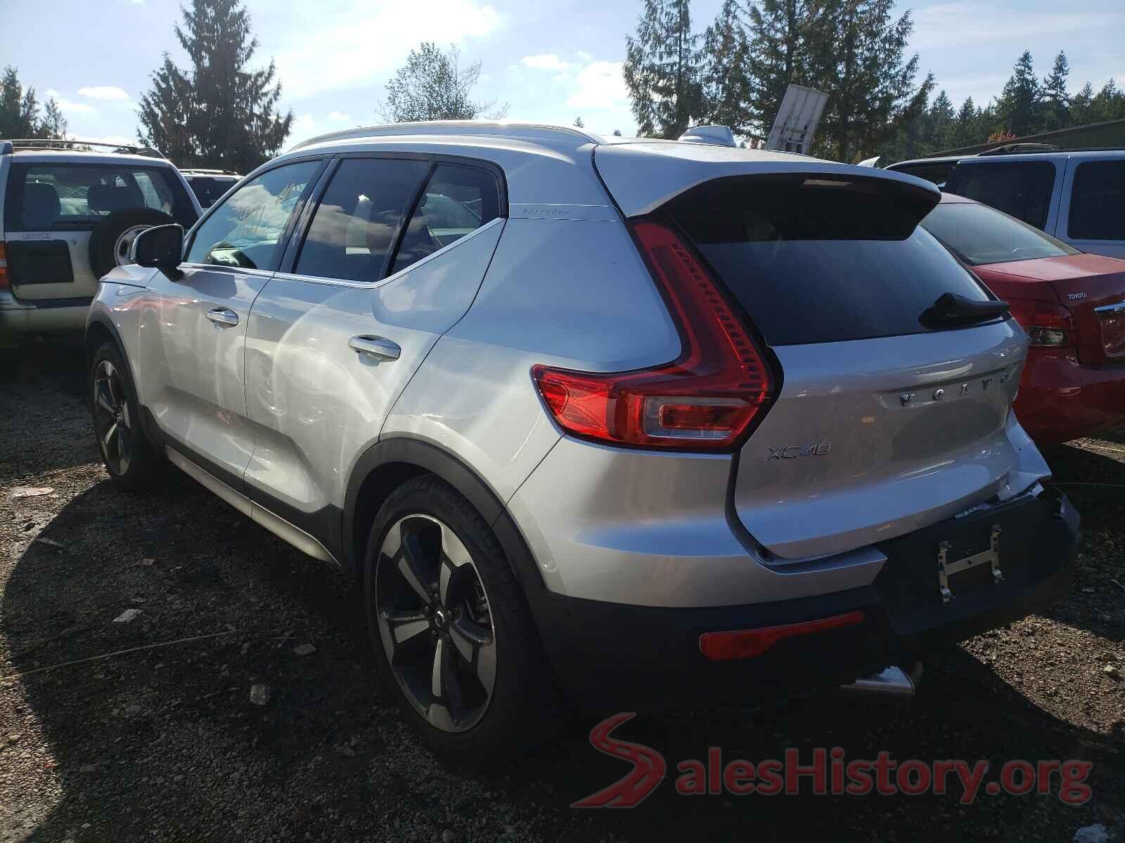 YV4162UL7K2105366 2019 VOLVO XC40