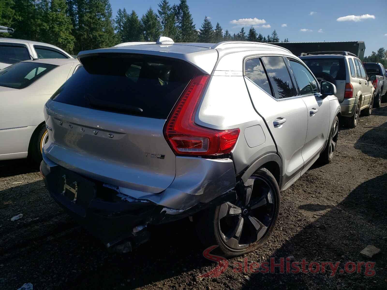 YV4162UL7K2105366 2019 VOLVO XC40