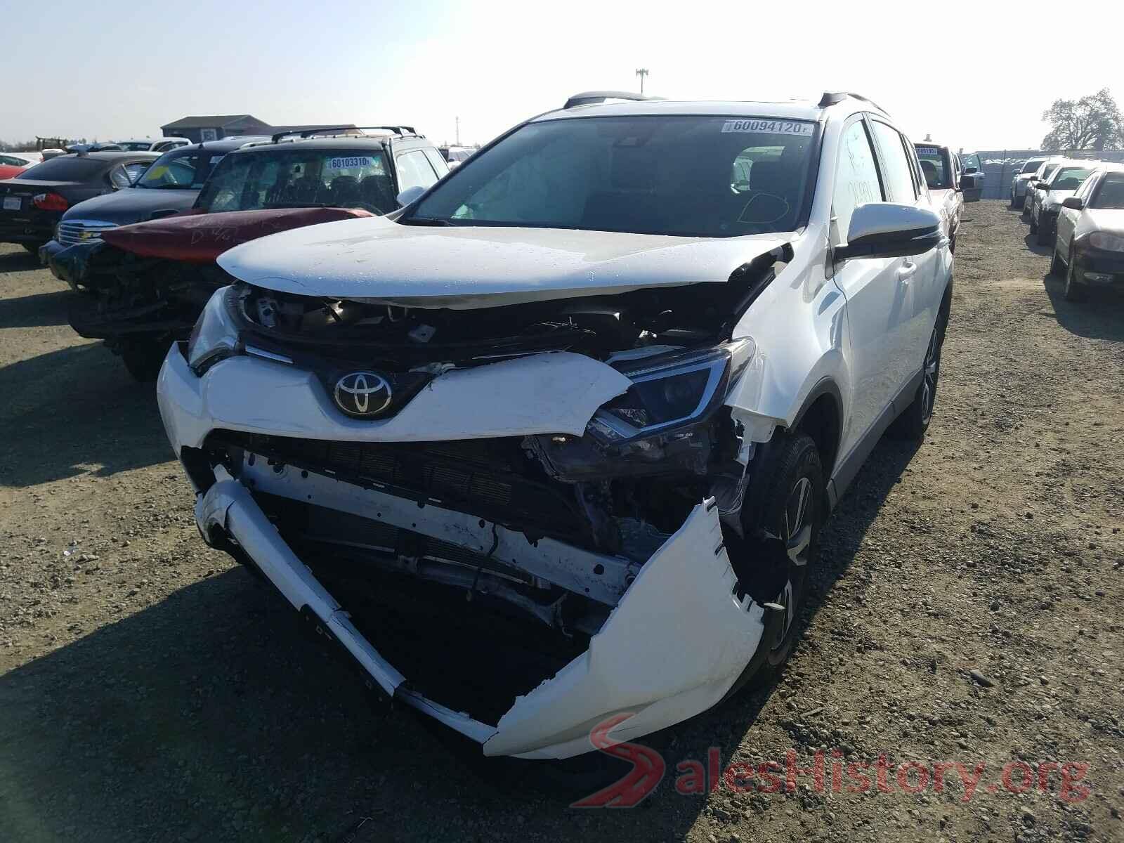 2T3RFREV9JW845652 2018 TOYOTA RAV4