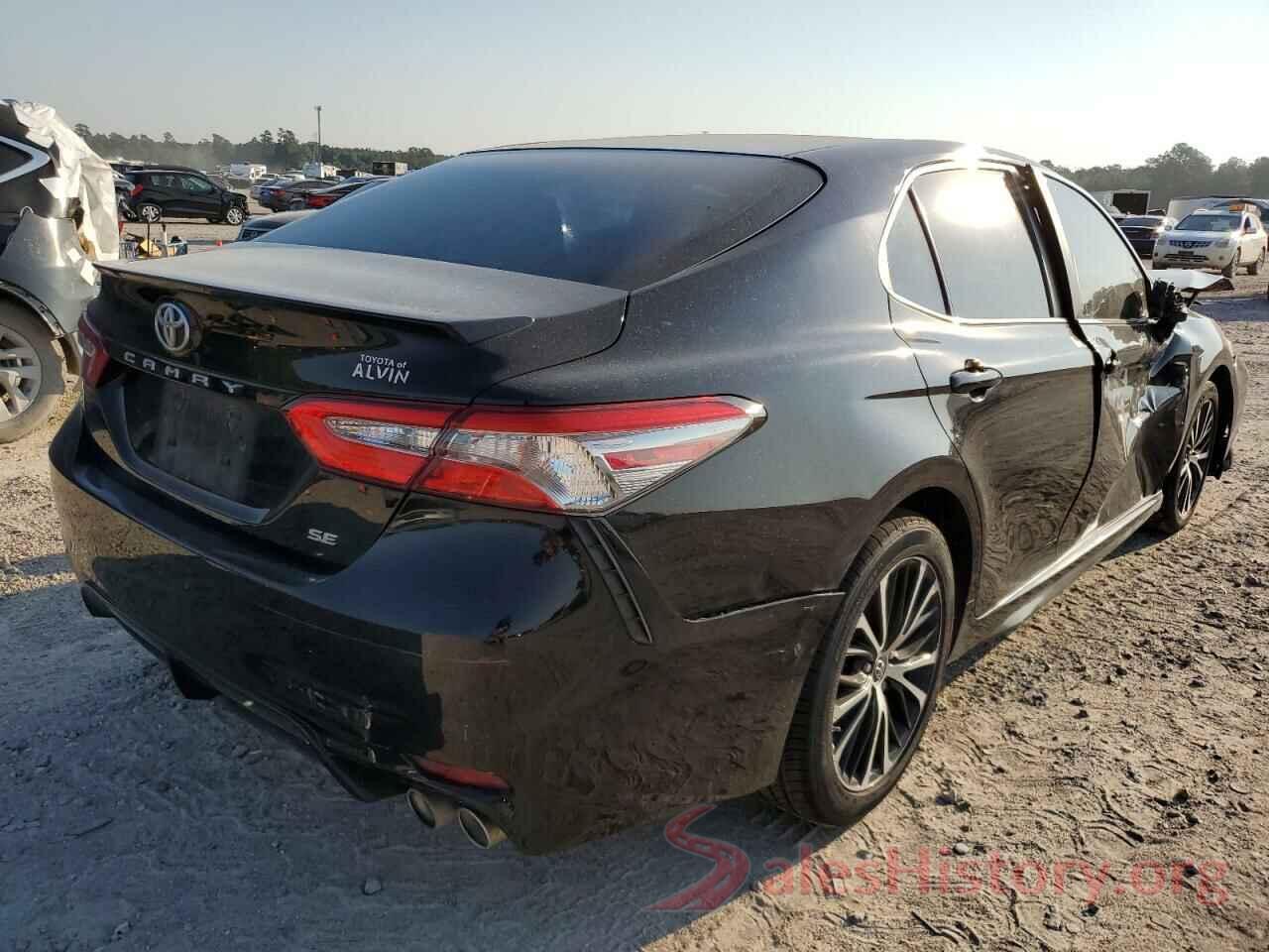 4T1B11HK5JU052148 2018 TOYOTA CAMRY