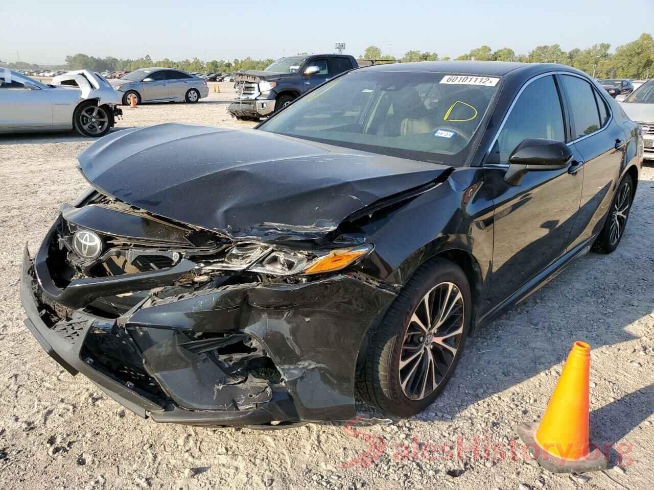 4T1B11HK5JU052148 2018 TOYOTA CAMRY