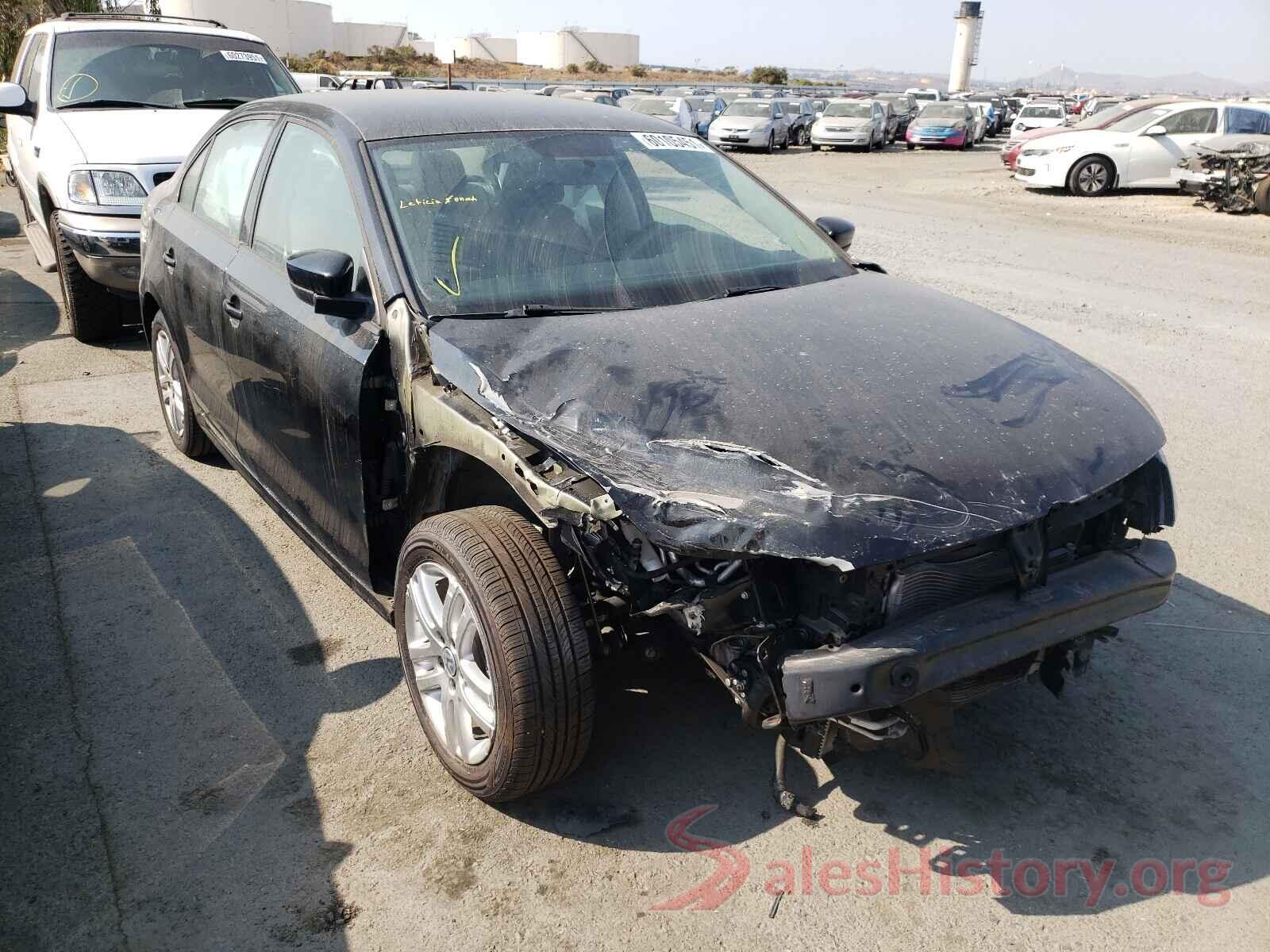 3VW2B7AJXJM259352 2018 VOLKSWAGEN JETTA