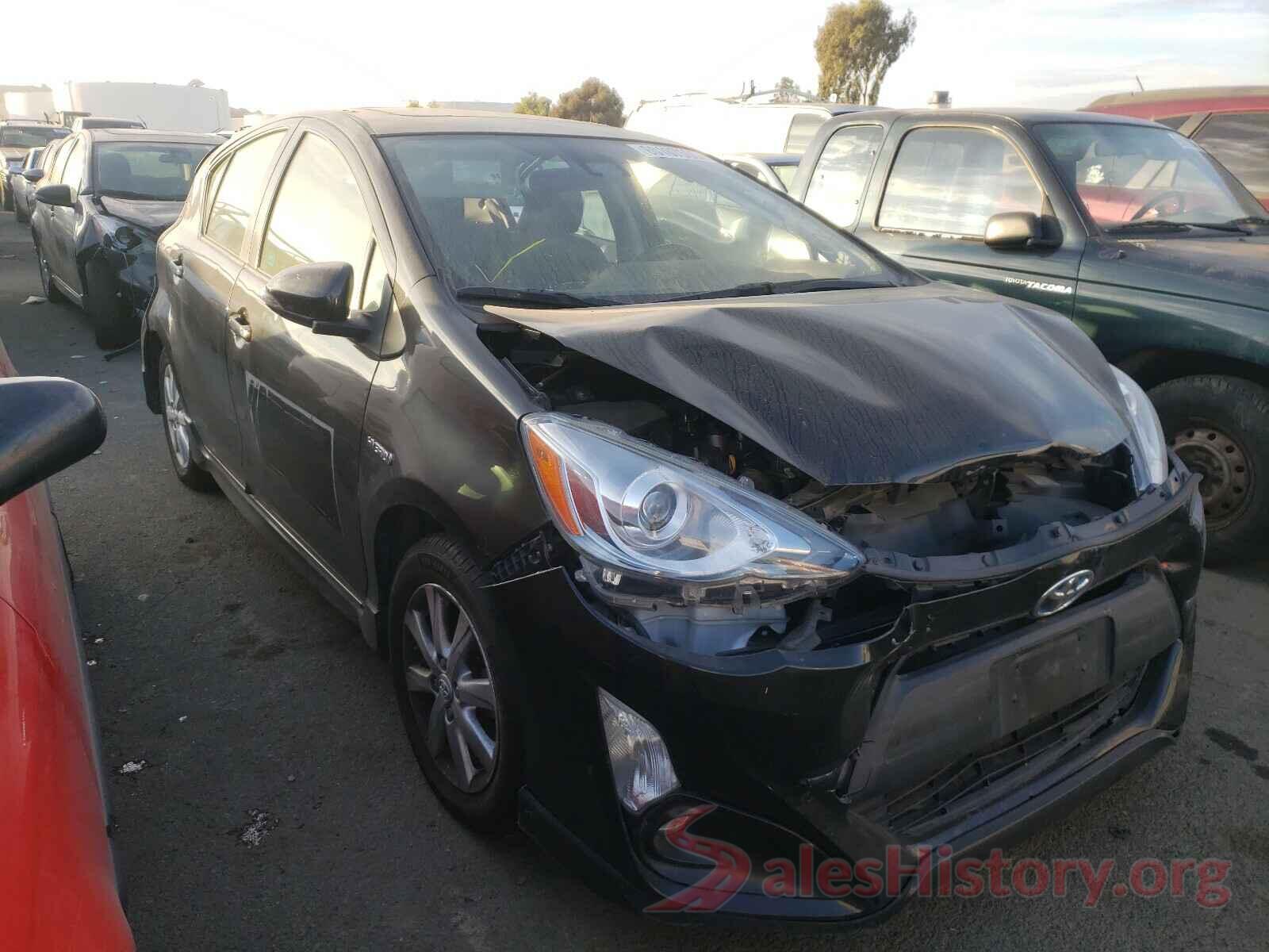 JTDKDTB33H1592151 2017 TOYOTA PRIUS