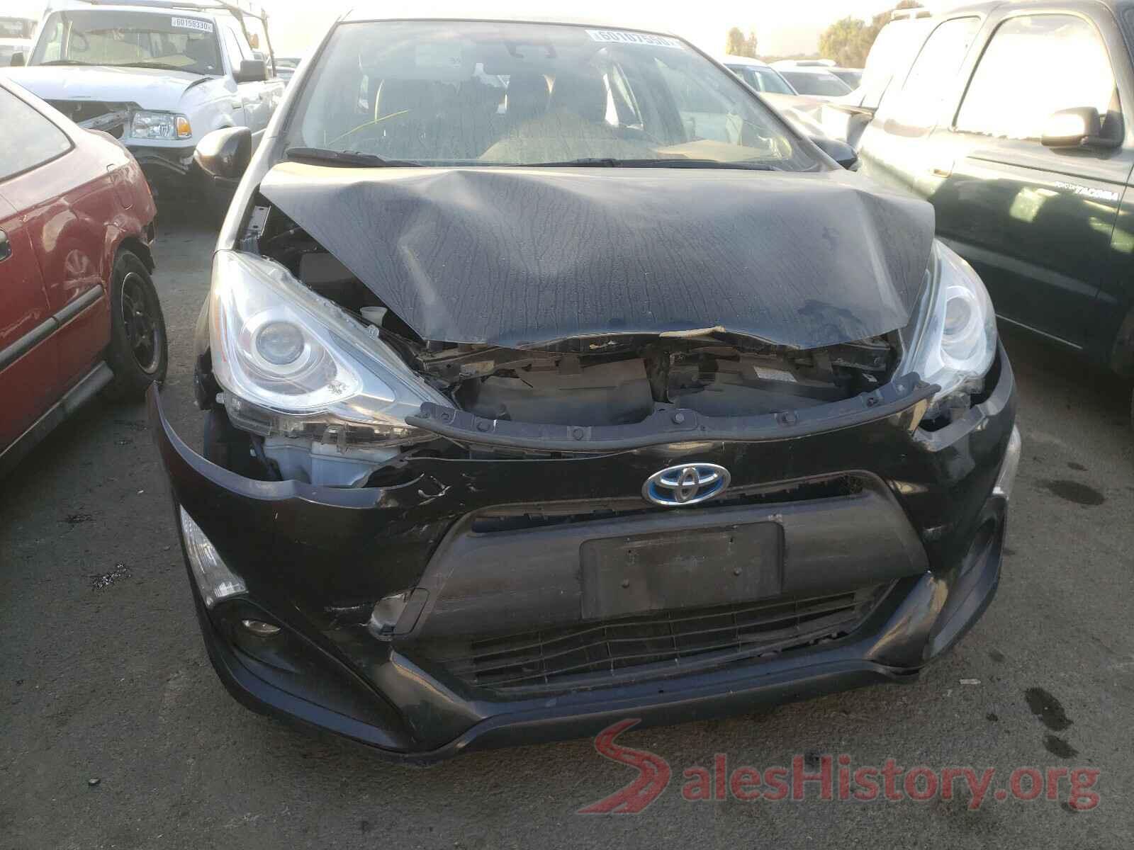 JTDKDTB33H1592151 2017 TOYOTA PRIUS