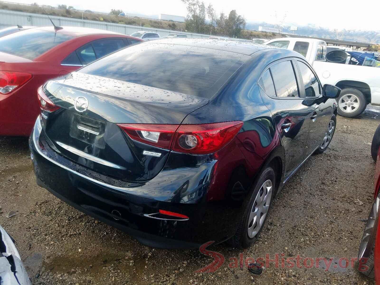 3MZBN1U77JM253299 2018 MAZDA 3