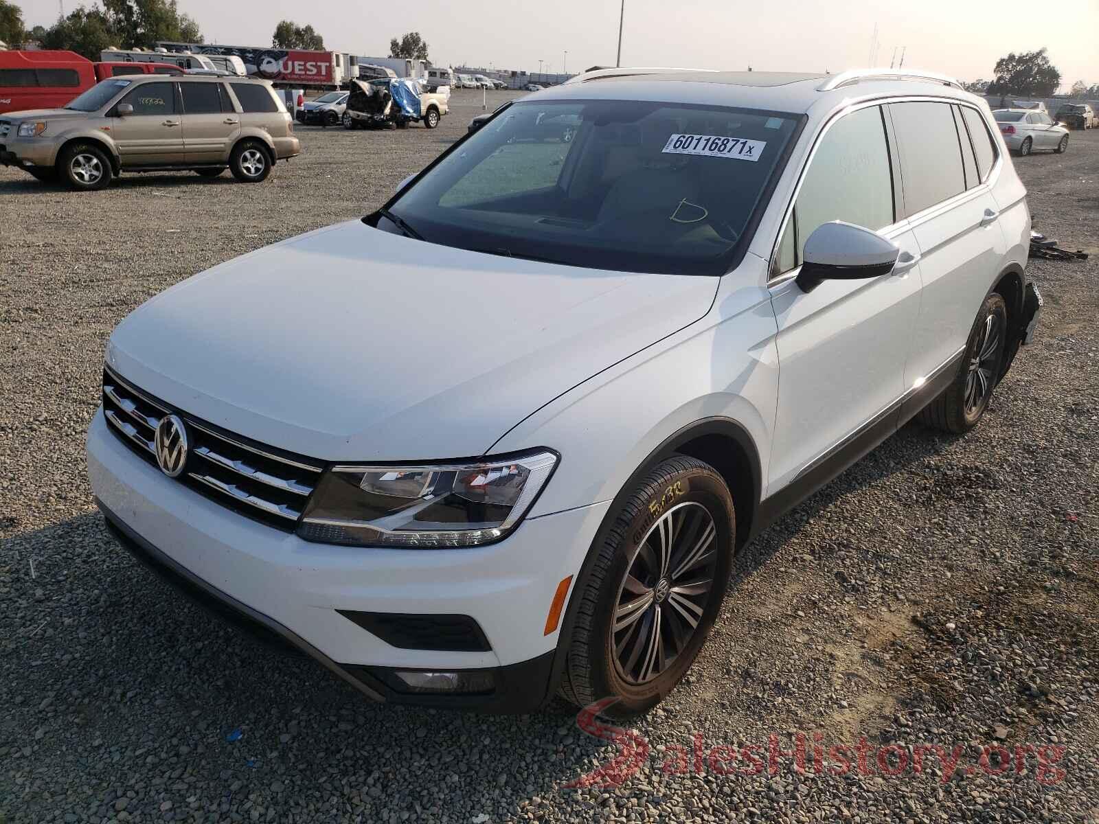 3VV3B7AXXJM013883 2018 VOLKSWAGEN TIGUAN