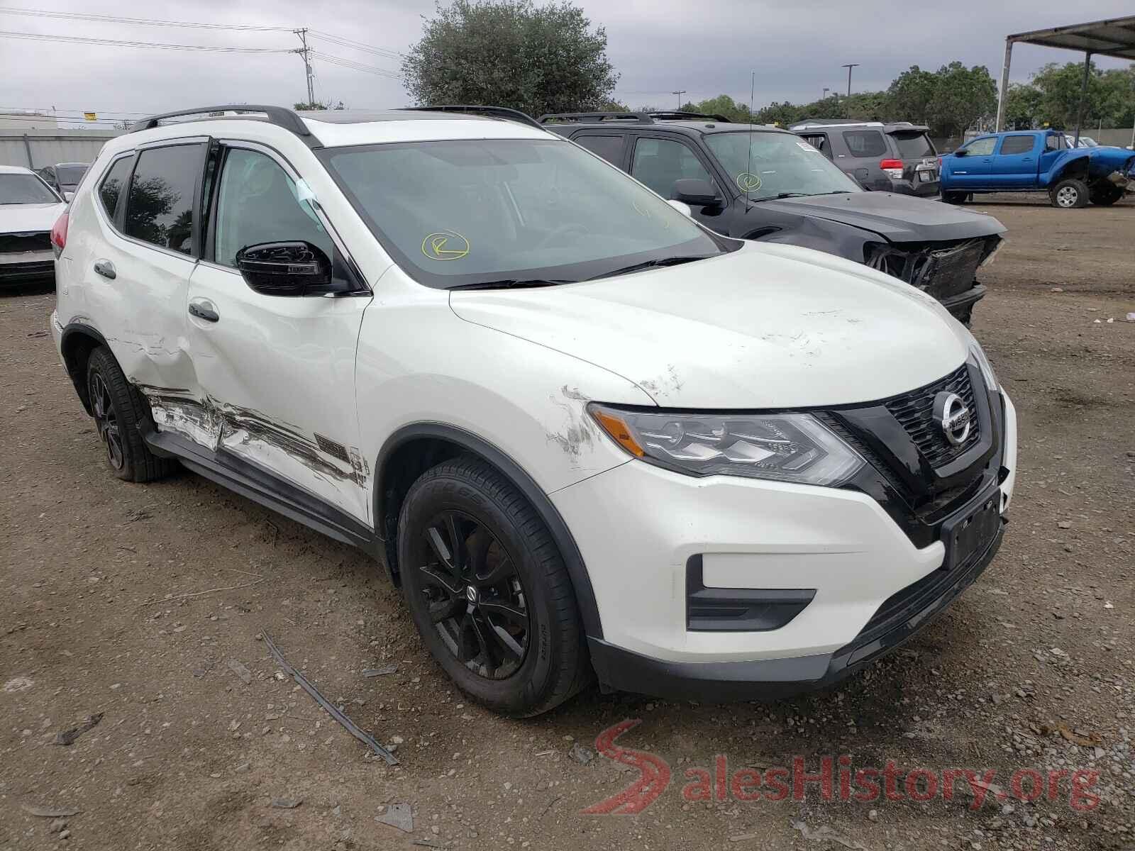 5N1AT2MV8HC762804 2017 NISSAN ROGUE