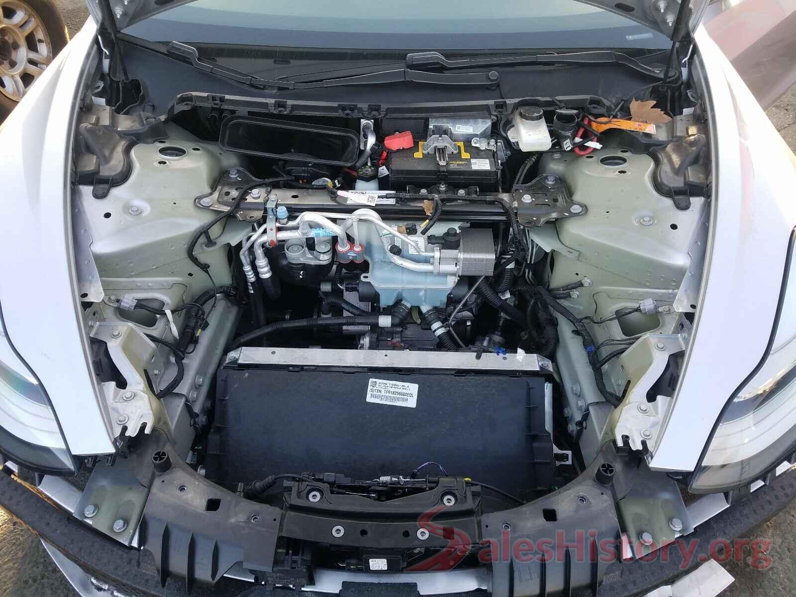 5YJ3E1EB9JF091190 2018 TESLA MODEL 3