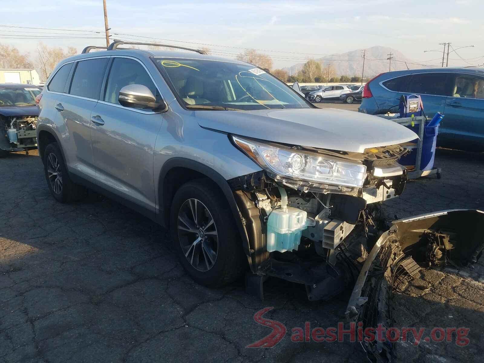 5TDZARFH6KS049077 2019 TOYOTA HIGHLANDER