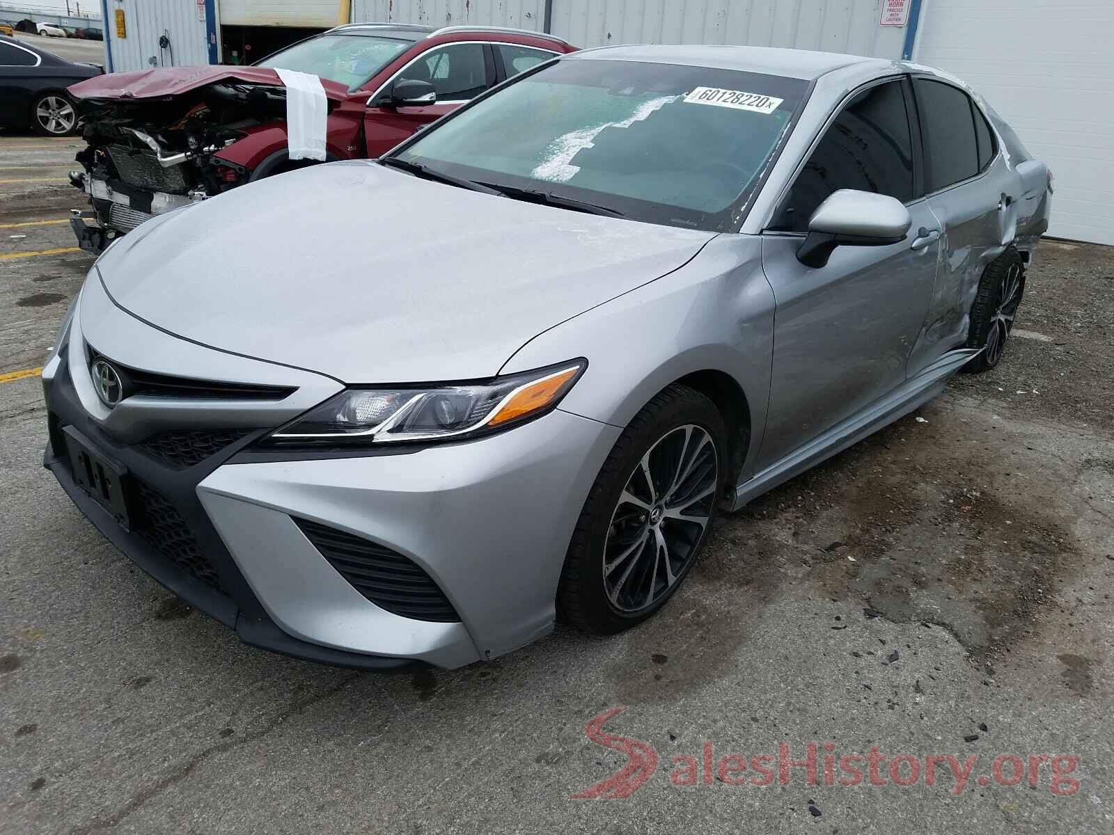 4T1B11HKXJU617770 2018 TOYOTA CAMRY