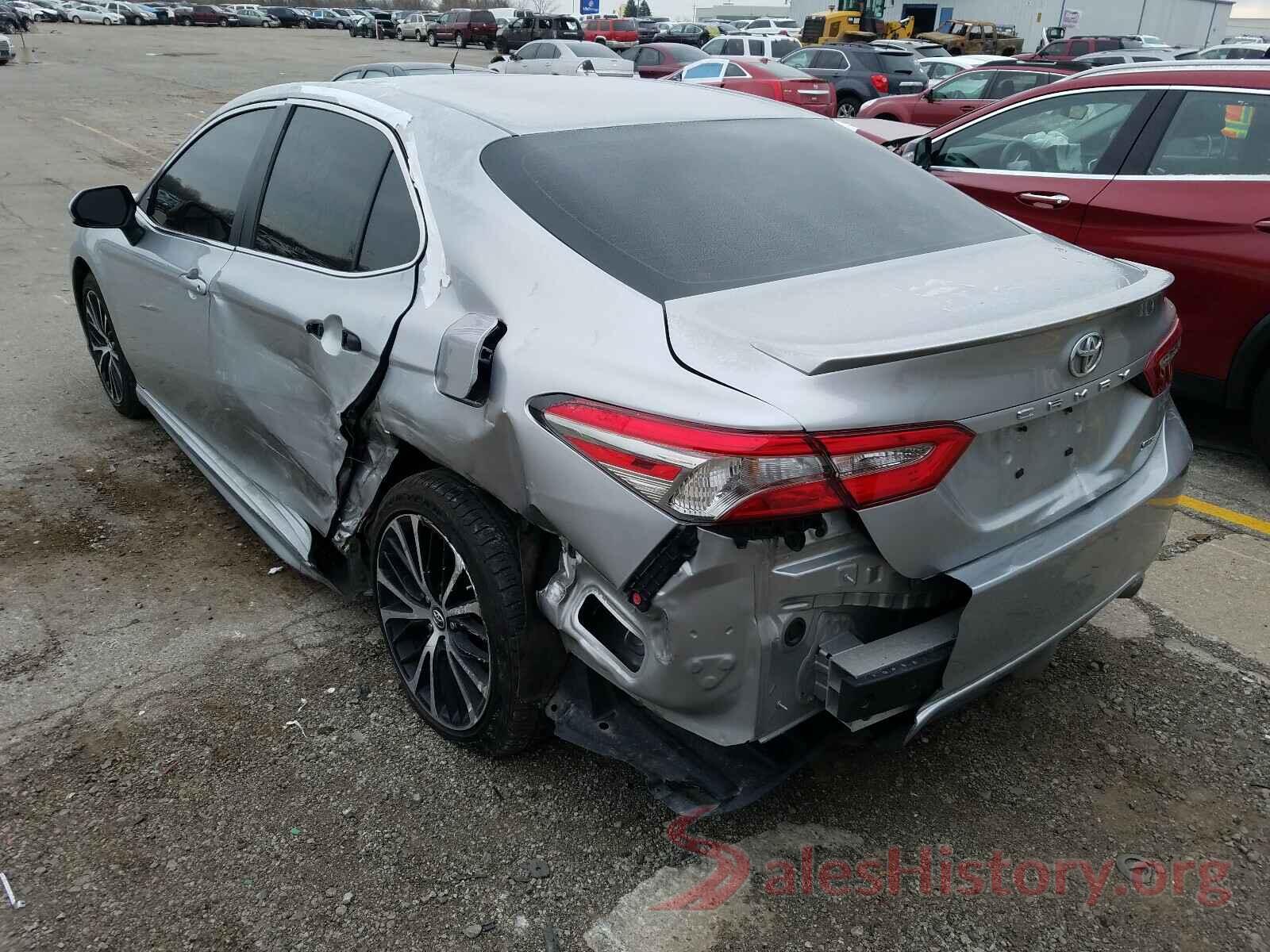 4T1B11HKXJU617770 2018 TOYOTA CAMRY