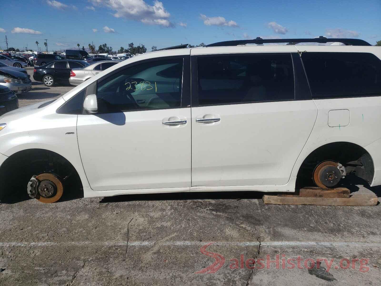 5TDDZ3DC0LS241104 2020 TOYOTA SIENNA