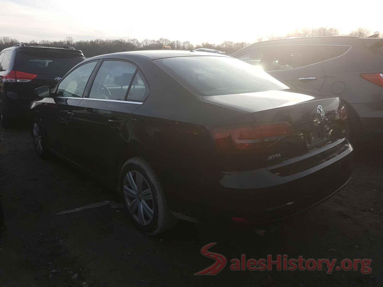 3VW2B7AJ3HM235856 2017 VOLKSWAGEN JETTA